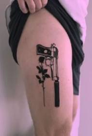 Piccolo tatuaggio a pistola piccolo apprezzamento del modello di tatuaggio a 9 pistole nero