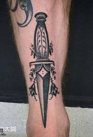 Gumbo hunhu dagger tattoo maitiro