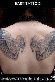 modello tatuaggio tatuaggio ali schiena mezza schiena bellezza