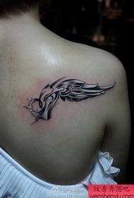 Shoulder Sketch Wing Tattoo Pattern