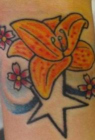 Modello di tatuaggio di fiori e stelle di colore del braccio