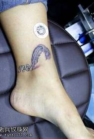 leg feathers English tattoo pattern