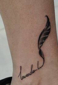 Πόδια δημοφιλή λεπτό μοτίβο τατουάζ φτερό