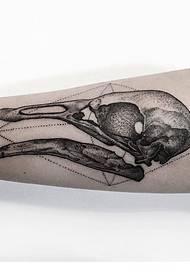 Ankel fågel skalle tatuering mönster
