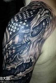 Pola Tato Bendera Amerika Arm