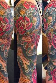 diện tích lớn mẫu hình xăm truyền thống từ Tattooist Gordon