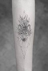 Geometric Wolf Tattoo ပုံစံ