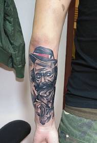 hannu baki da fari kakan hoto zane tattoo