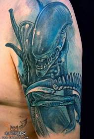 Modello di tatuaggio a forma di braccio