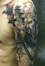 гламурозна голема рака традиционална Гуан Гонг шема на тетоважи