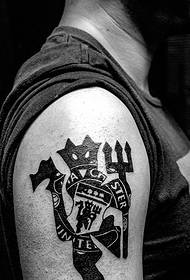 persunale unicu mudellu di tatuaggi di bracciu unicu