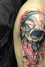 modello di tatuaggio teschio ricco e ricco di armi