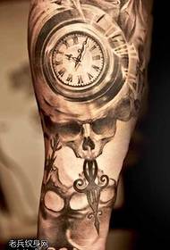 modello tatuaggio braccio orologio da tasca