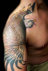 bello omu bracciu eagle pattern di tatuaggi