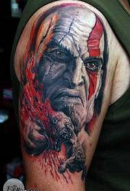 patró de tatuatge de déu de la guerra del braç