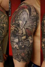 brazo patrón de tatuaxe antigo soldado romano