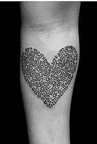 Wzór tatuażu ramienia serca
