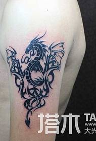 izingalo Europe kanye Melika udrako totem tattoo iphethini