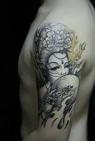 brat un delicat tatuaj tatuaj tradițional de flori 15615 - braț pentru bărbați un model mic de tatuaj de copac