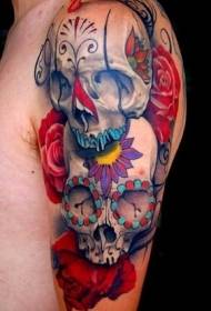 armskull 및 장미 문신 패턴에 색상