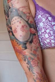 rokas krāsains karikatūras totoro un ķiršu krizantēmas tetovējuma raksts