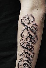 cos de flor de braç patró de tatuatge anglès està molt de moda