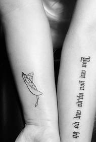 bal angol szó jobb kis mintás karral tetoválás