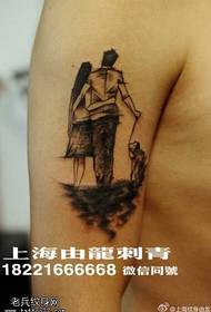 Modello di tatuaggio uomo sposato braccio