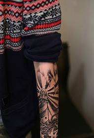 padrão de tatuagem de totem de braço bonito pessoal