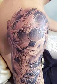 Prajna en lotus-gemengde arm-tatoeëringpatroon