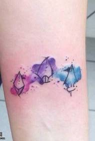 beso tinta pistola tatuaje eredua