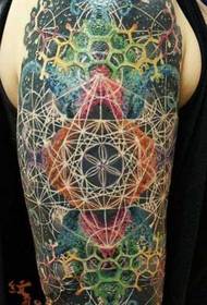 Modello di tatuaggio geometrico del braccio