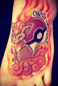 ọwọ ẹlẹwa mẹsan-tailed fox tattoo aworan