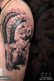 qaabka antelope tattoo qaabka