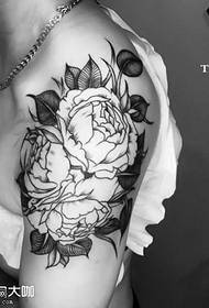 Braccio Fiore Modello Di Tatuaggio Rosa