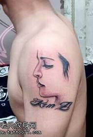 paže tvář tetování vzor