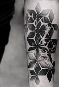 Modellu di tatuaggio di cavallu in Geometria