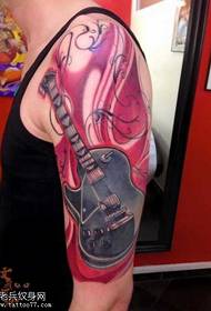 Mga pattern ng Tattoo ng Arm Gitara