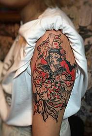 Modello di tatuaggio di carattere anime color braccio dal gusto intenso