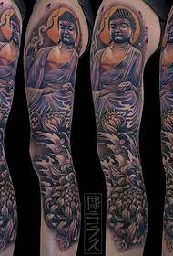 patró de tatuatge de Buda i crisantem pintat de braç