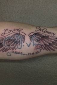 Arm Memory Wings En letter tattoo patroan