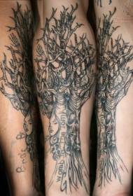 model i mrekullueshëm i tatuazheve të pemëve mutant të kuq