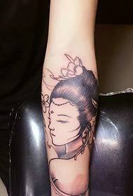 armare un vaso di fiori squisito Modello del tatuaggio