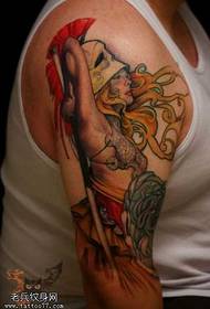 arm Athena tattoo ნიმუში