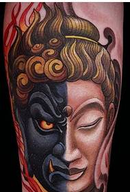 tatouage totem coloré à deux bras