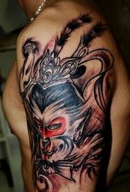 Tattoo dominateur de Sun Wukong au bras