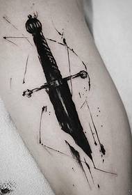 大臂泼墨个性的匕首纹身tattoo图案
