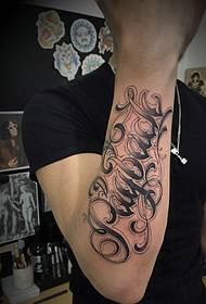 rameno módní květina tělo anglické tetování