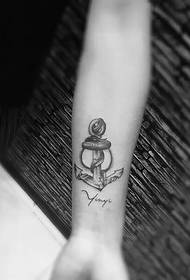 tatuaggio tatuaggio semplice modello unico braccio piccolo
