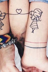 een heel liefdevol tattoo-patroon van een armpaar